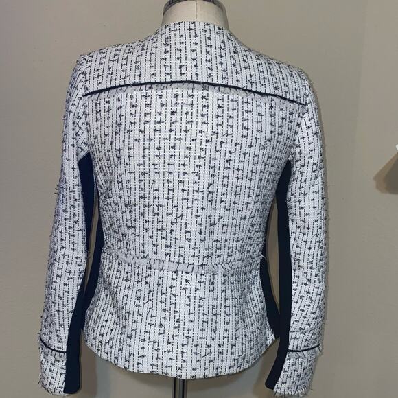 Karl Lagerfeld Paris White Fringe-Trimmed Tweed Zip Up Jacket Size Small - Picture 7 of 12